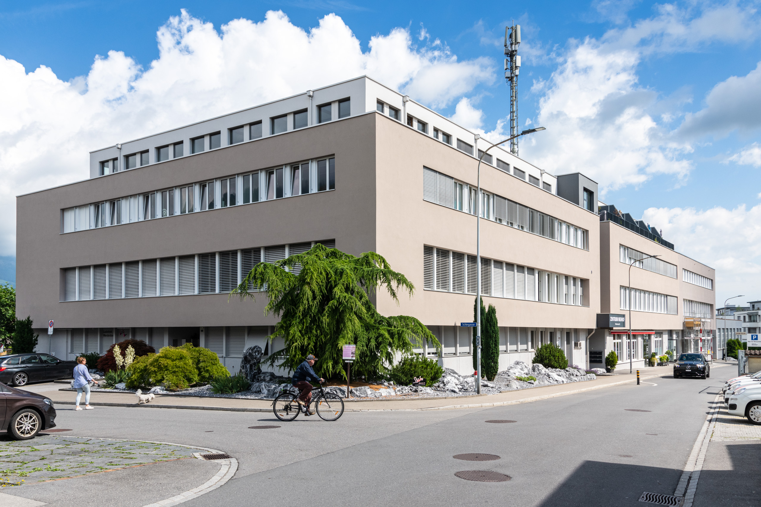 Hier finden Sie uns jetzt!